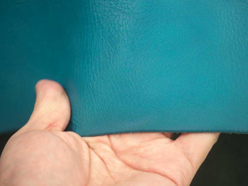 ヌメシュリンク半裁(ブルー:2.0〜2.2mm厚:236ds)