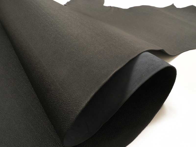 オイルヌメ 型押し 半裁（ブラック：2.5〜3.0mm厚：217ds）