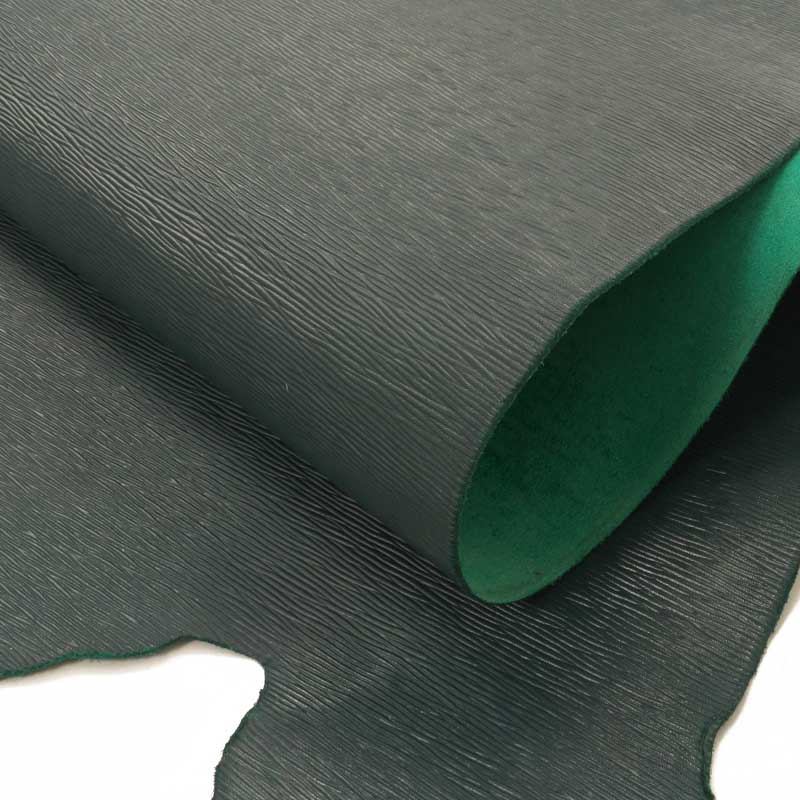 オイルヌメ 半裁ハーフ型押し（エメラルド：1.5mm厚：113ds）